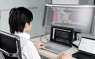 宣城 api php源码,下载的php源码怎么运行呢？